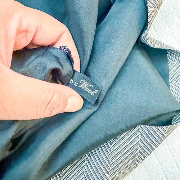 Bergdorf Goodman Patterned Wool Pencil Skirt Size 44 - Picture 5 of 6